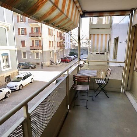 Comfortable, Very Well Located Between Train Station And Lake! Lausanne Exterior photo
