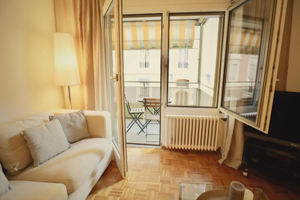 Comfortable, Very Well Located Between Train Station And Lake! Lausanne Exterior photo