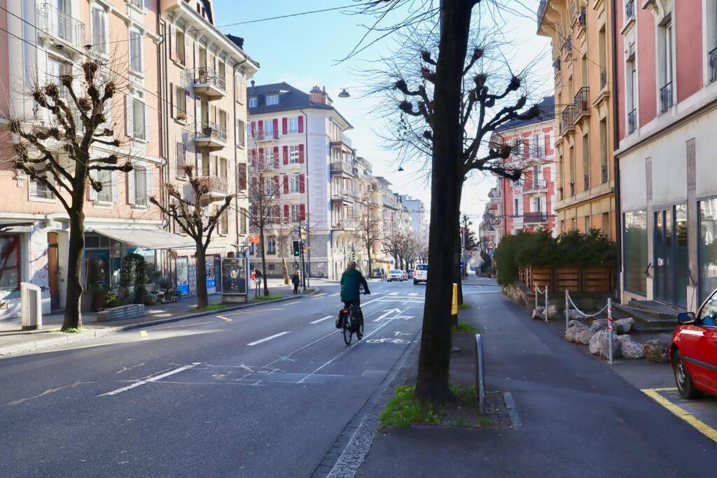 Comfortable, Very Well Located Between Train Station And Lake! Lausanne Exterior photo
